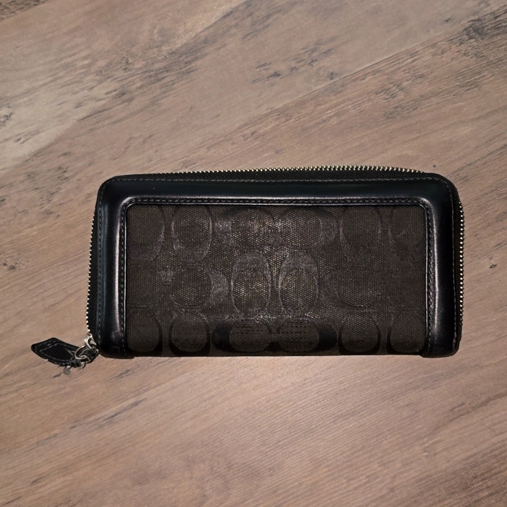 Coach saddle bag with matching wallet